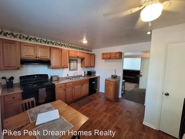 Building Photo - 2 br, 1 bath House - 1203 Darby Street #1