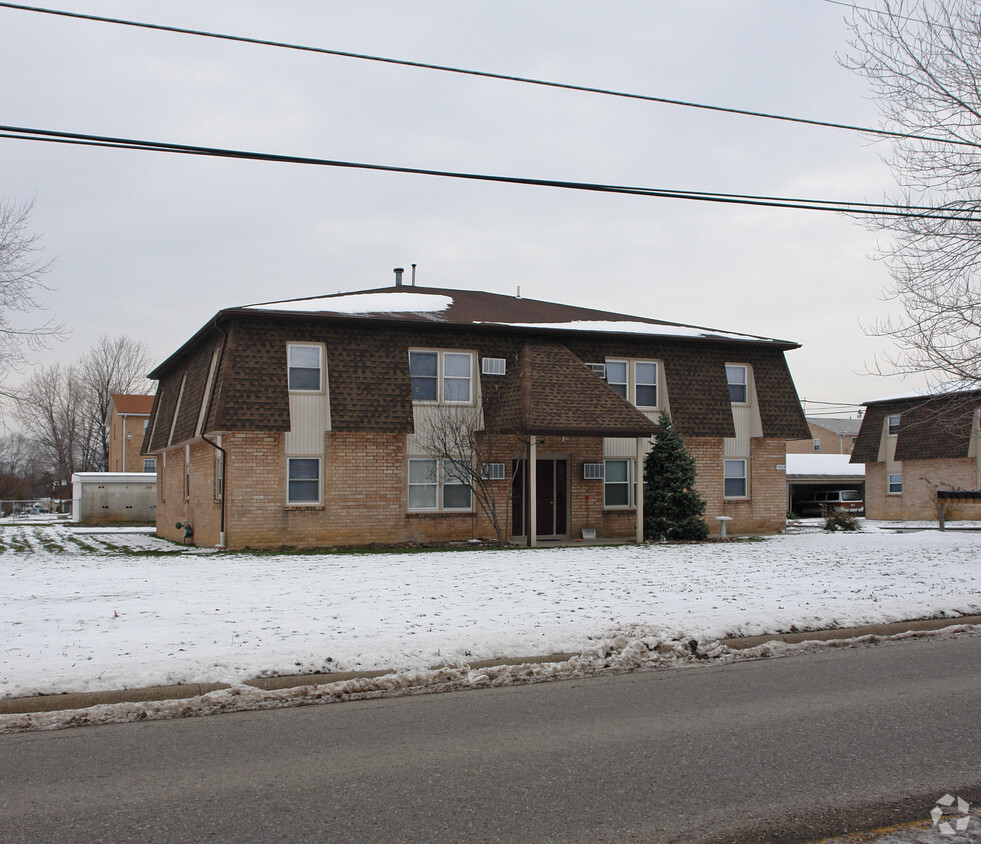 Foto del edificio - 1990 Mathews Rd