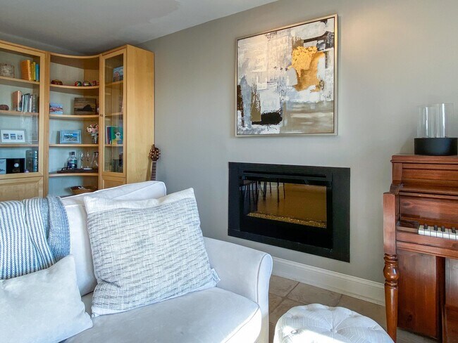 Foto del edificio - 601 N Segoe Rd