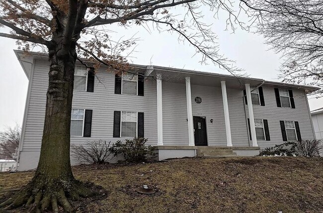 Building Photo - 1312 NW Valley Woods Ct