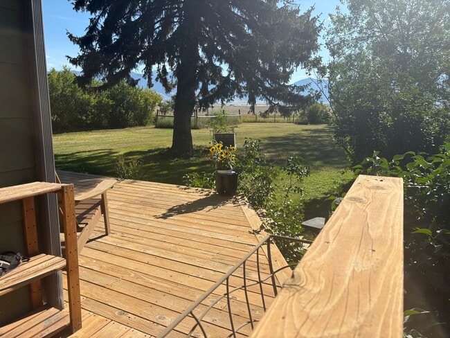 Building Photo - Horse Property for rent with beautiful Bri...
