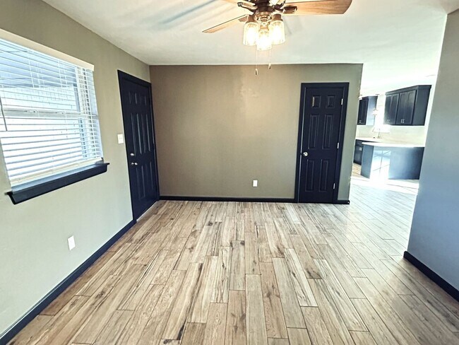 Foto del edificio - 2114 Allenhurst St