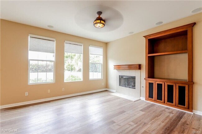 Building Photo - 3 br, 2.5 bath Condo - 35 Kilbannan Ct