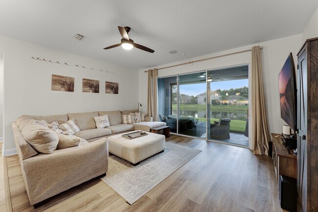 Building Photo - 4920 Blanche Ct