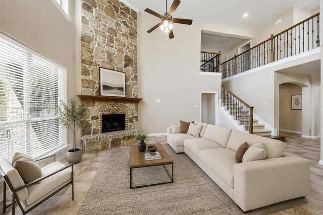Building Photo - 63 Vershire Cir