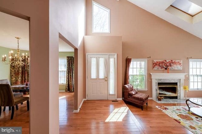 Building Photo - 40 Coriander Dr