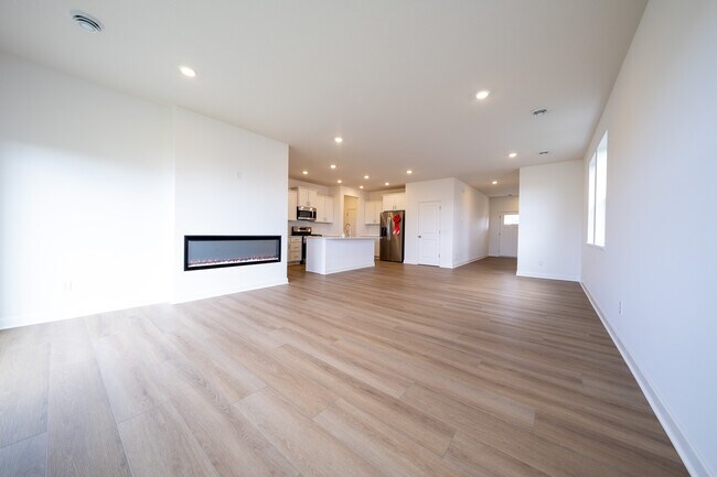 Building Photo - 22660 Isla Wy