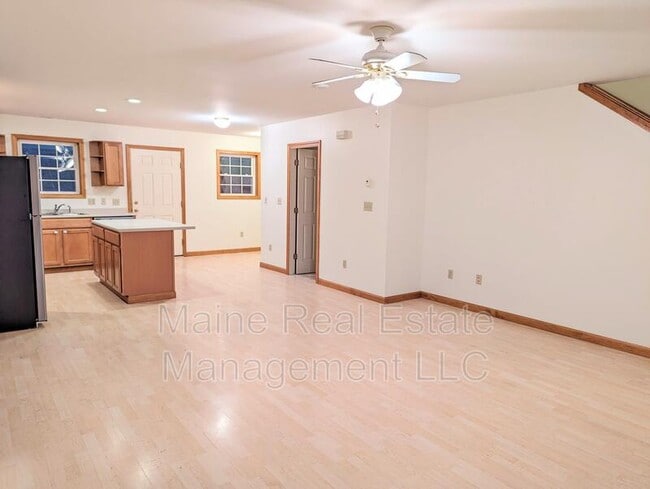 Building Photo - 112 Canaan Rd