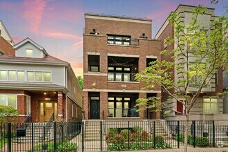 Building Photo - 3820 N Greenview Ave