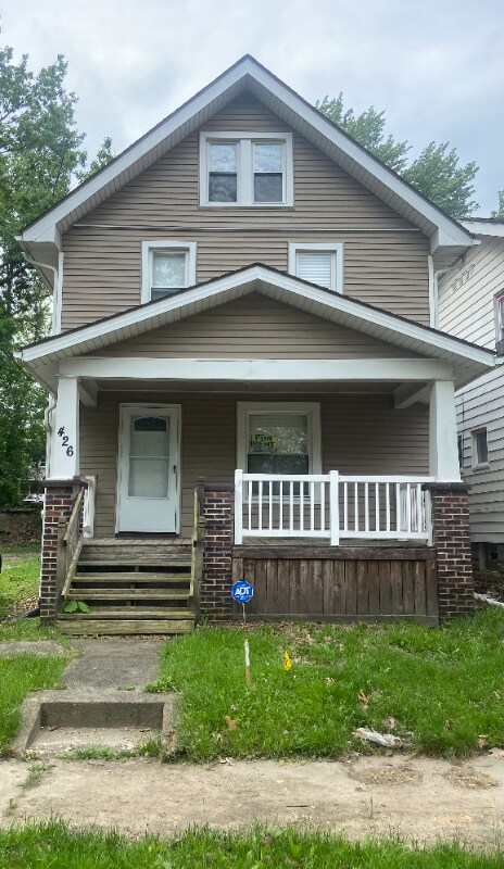 Building Photo - 426 Tyner St