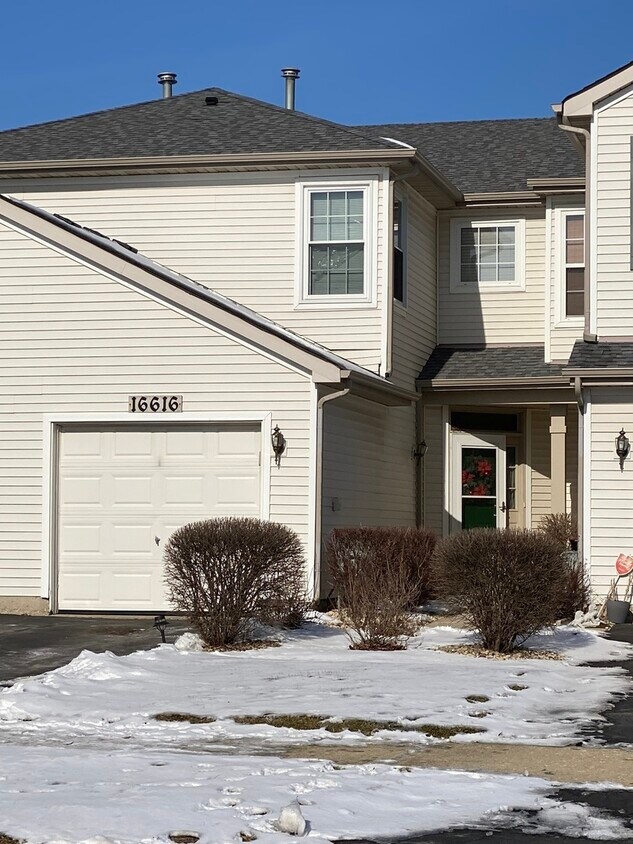 16616 S Windsor Ln Unit T1544, Lockport, IL 60441 Condo for Rent in