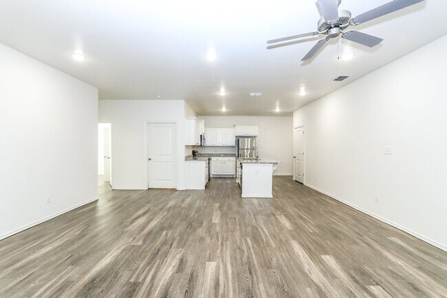 Foto del edificio - Beautiful Townhome