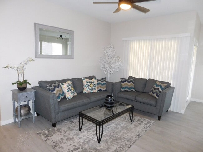 Building Photo - GORGEOUS FULLY FURNISHED 2 BEDROOM UNIT*GA...