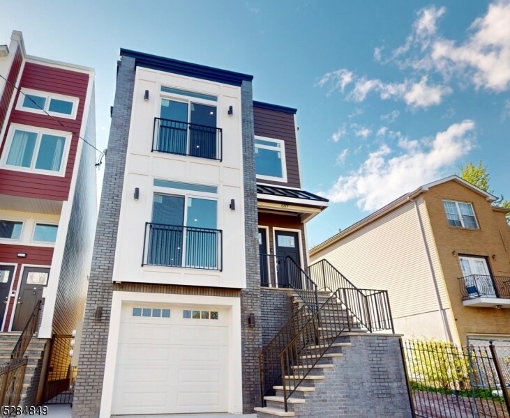 Foto principal - 607 Hunterdon St