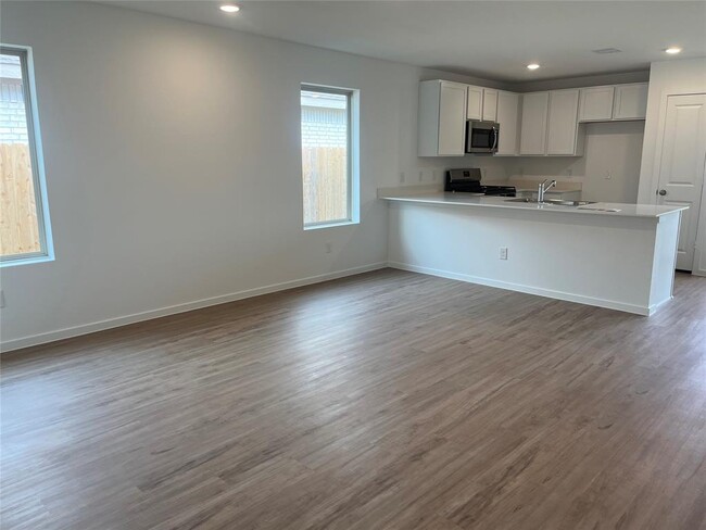 Building Photo - 21511 Casavatore Dr