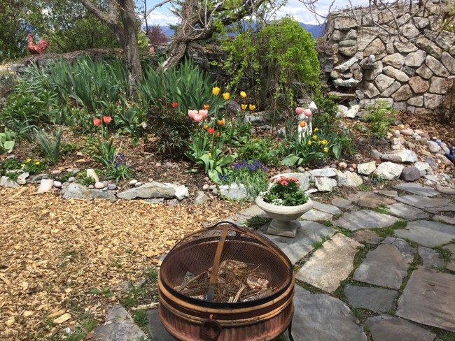 Foto del edificio - 150 Claffey Dr