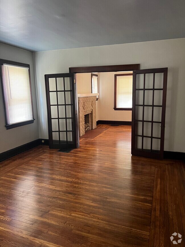 Carnation Park Apartments under 500 Cincinnati, OH 2 Rentals