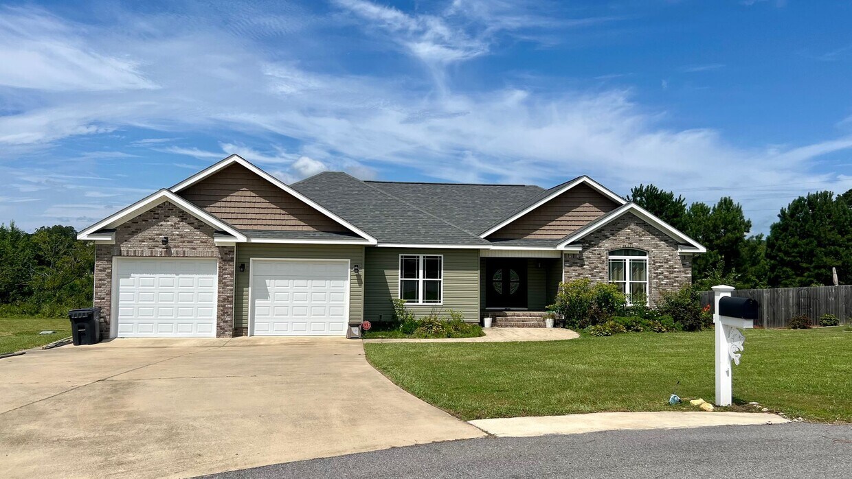Foto principal - Great Southside Neighborhood!