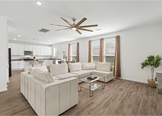 Foto del edificio - 23543 Powmill St