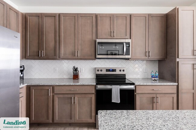 Building Photo - 135 Dresser Ln