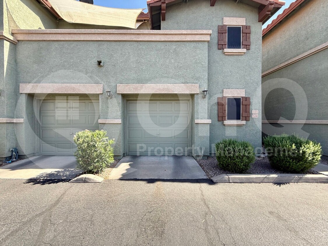 Foto del edificio - 2831 E Southern Ave