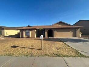 Building Photo - 8033 W McLellan Rd