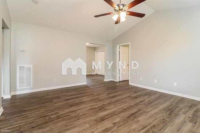Building Photo - 3 br, 2 bath House - 129 Pinto Ln