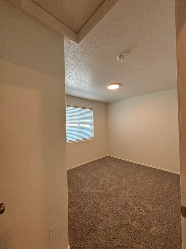 Building Photo - Single Level Home in SunRidge Community