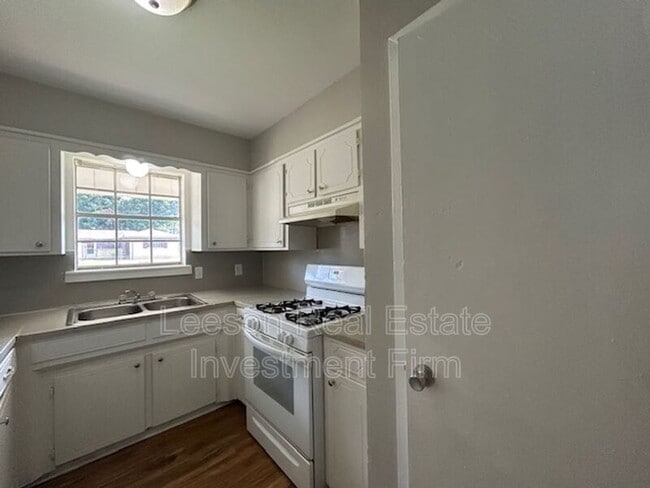 Foto del edificio - 1409 N Gibson Cir