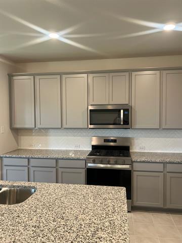 Building Photo - 820 Jacquelyn Dr