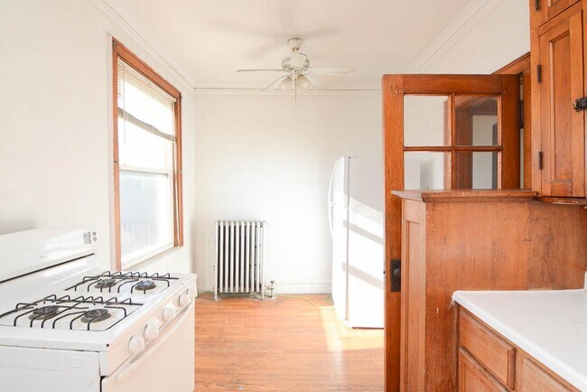 Foto del edificio - 4826 W Addison St