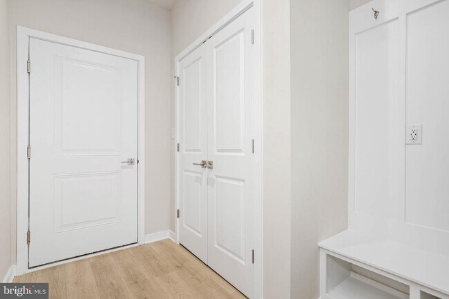 Building Photo - 6232 Folly Ln