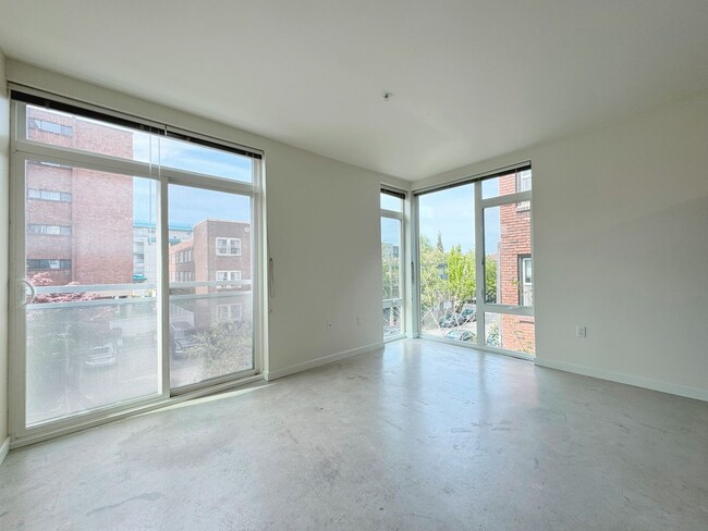 Interior Photo - The Local 418