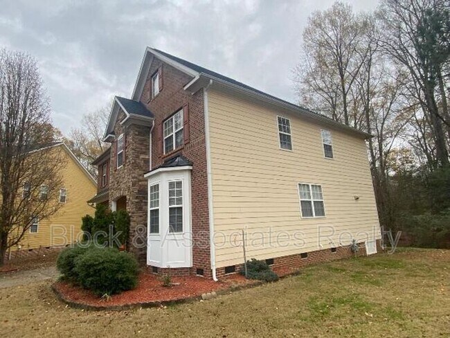 Building Photo - 2916 Chatelaine Pl