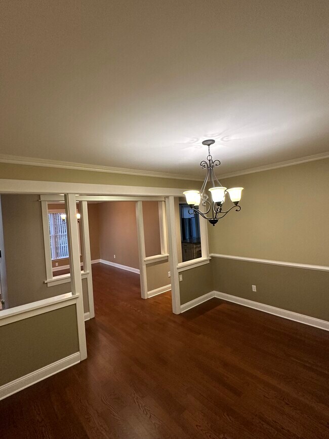 Building Photo - 1 Newell St