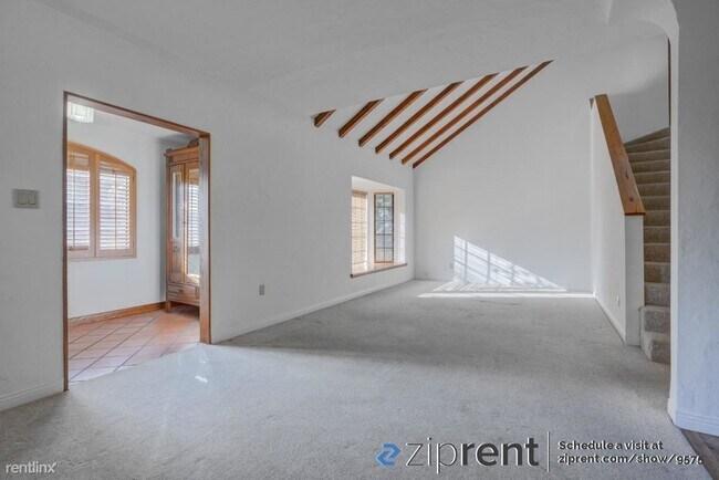 Foto del edificio - 3 br, 2.5 bath House - 5938 Matilija Avenu...