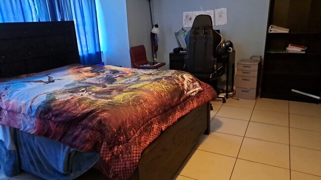 Building Photo - 13701 SW 84th St