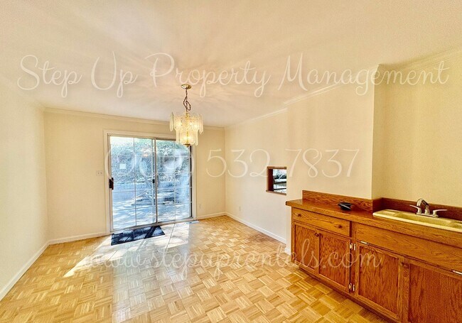 Foto del edificio - 21767 Longeway Rd