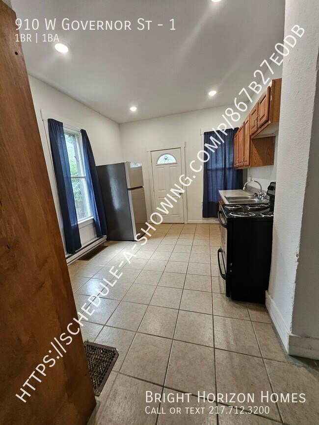 Building Photo - Large 1 bedroom Apt
