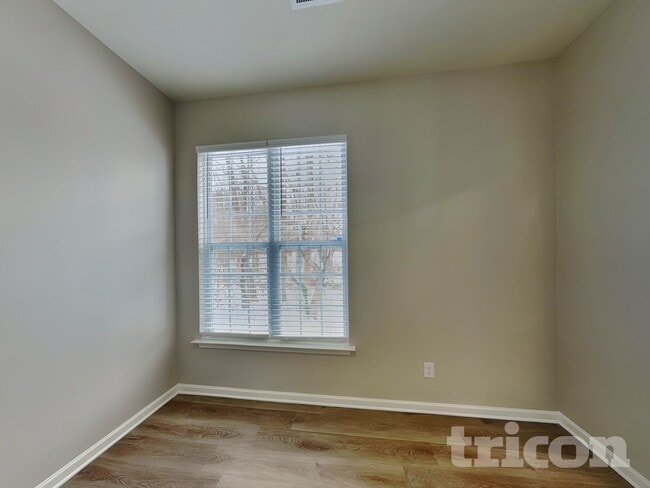 Building Photo - 8847 Twisted Pine Dr