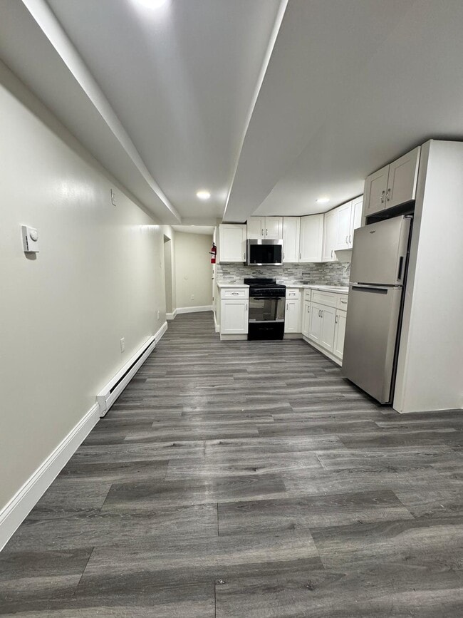 Building Photo - 222 S 8th St