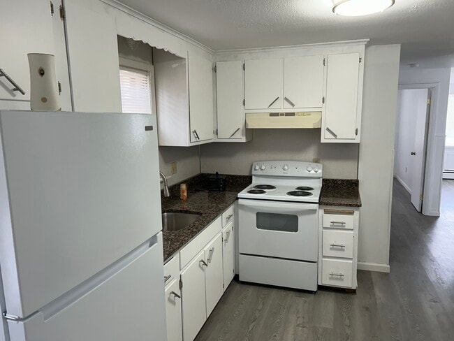 Foto del edificio - 17 Lincoln Ave