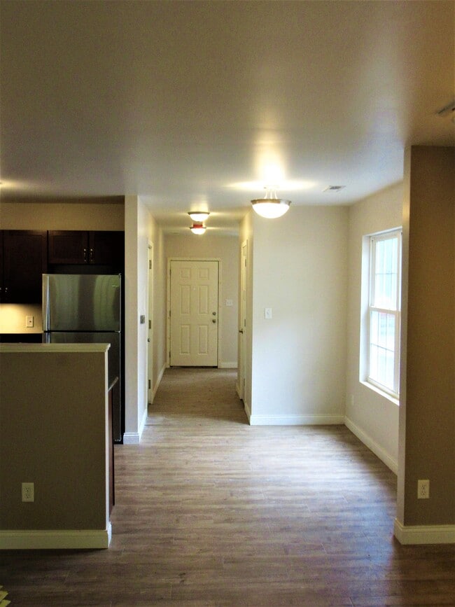 Foto del edificio - 408 W Maple St