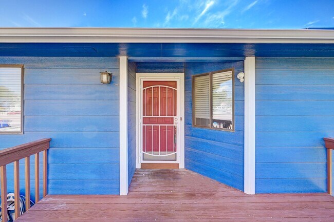 Foto del edificio - $2,245 - 3 Bed, 3 Bath Home with Finished ...