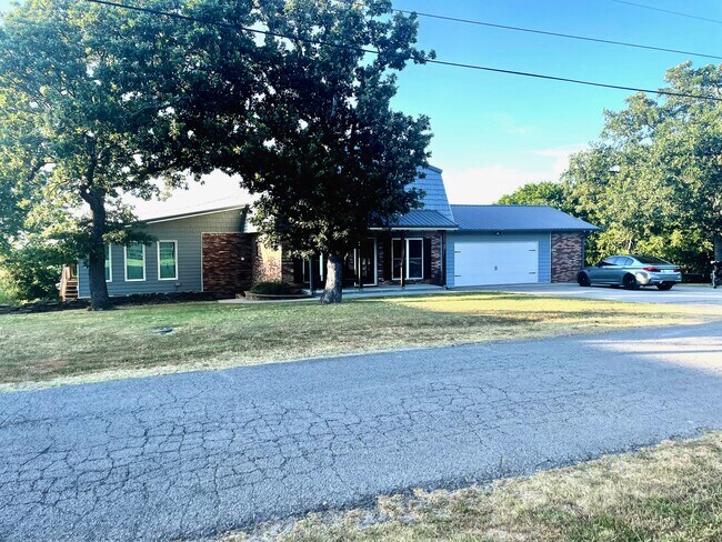 Foto del edificio - 578 Sequoyah Dr