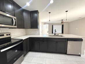 Building Photo - 21031 91st St