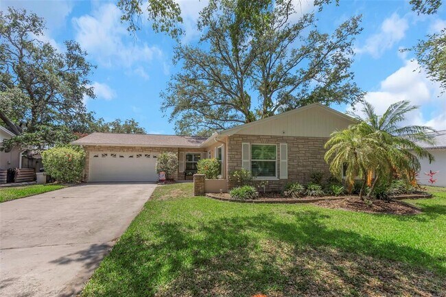 Foto del edificio - 1542 Dinnerbell Ln E