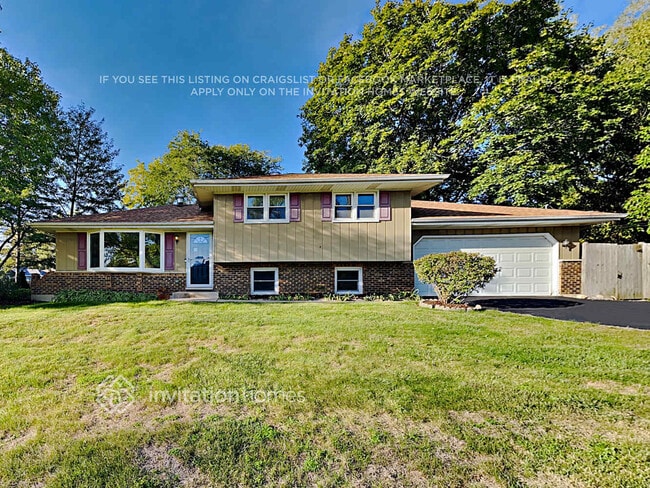 Building Photo - 26W064 Harrison St