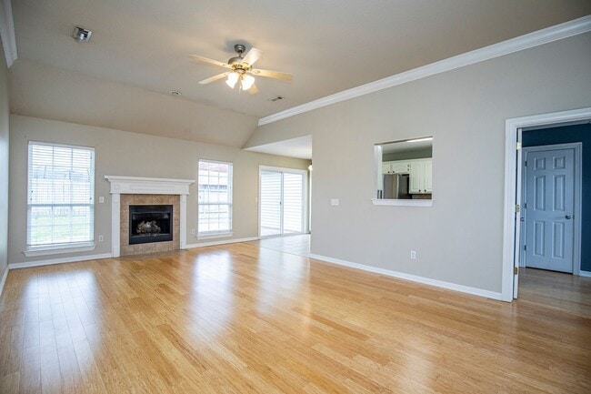 Building Photo - ***518 Topaz***