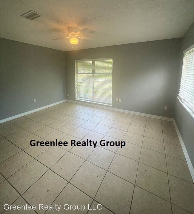 Building Photo - 3 br, 1 bath House - 5326 Berkley Rd.